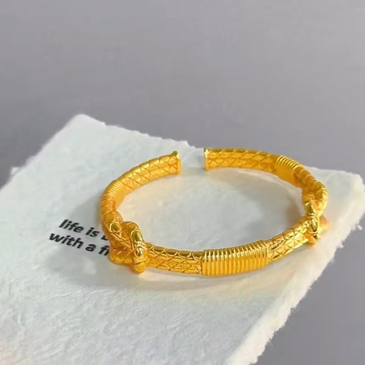 Women's 24K Gold AU999 Heracle - Outdoor Adventure At review and price